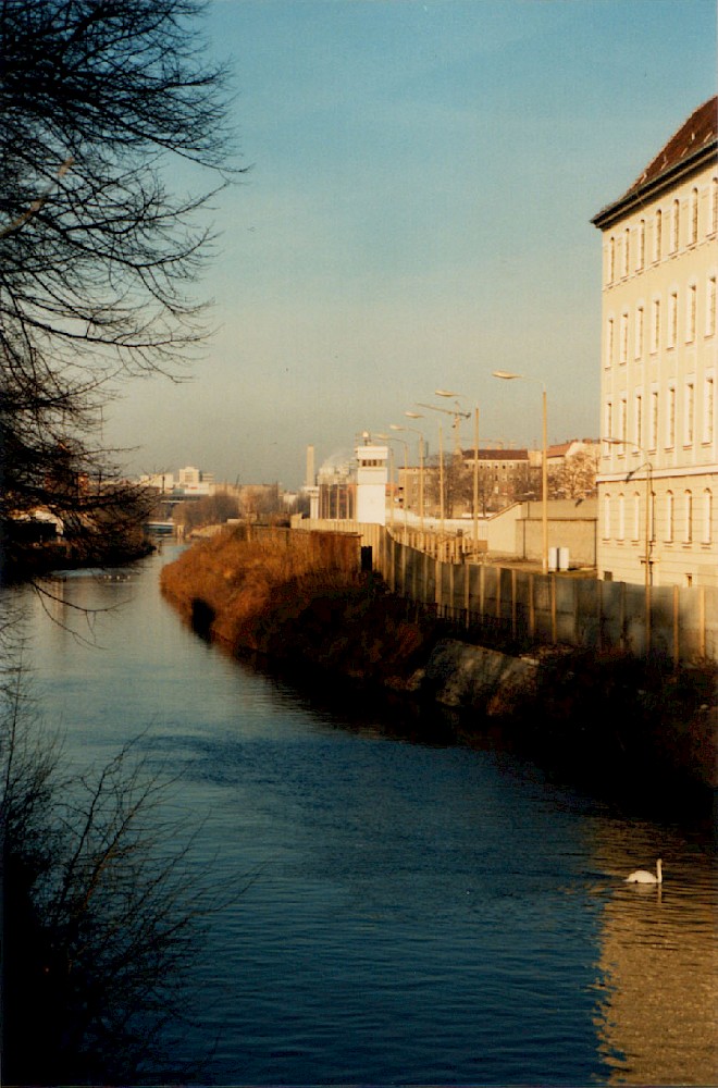 Berlin, ca. 1980 – Berlin-Spandauer Schifffahrtskanal an der Sandkrugbrücke (Fotograf: Hans-Joachim Grimm)