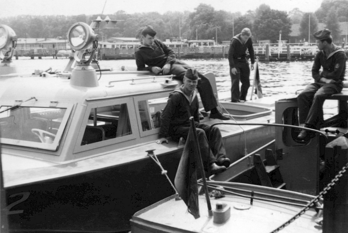 Berlin, ca. 1969 – Patrouillenboote der Grenztruppen an der Kontrollstelle Stralau (Fotograf: Wolfgang Böttger)