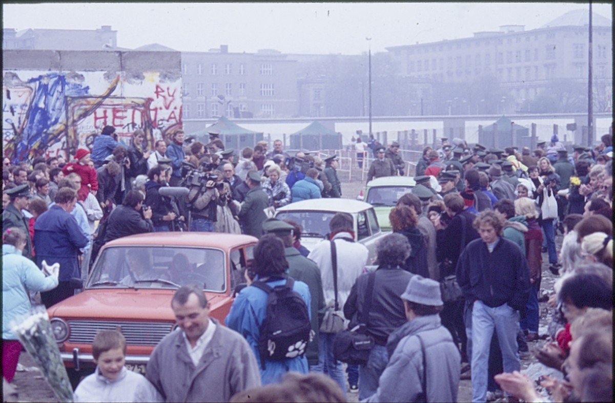 Berlin, 12. November 1989 – Maueröffnung am Potsdamer Platz (Fotograf: Lothar Kruse)