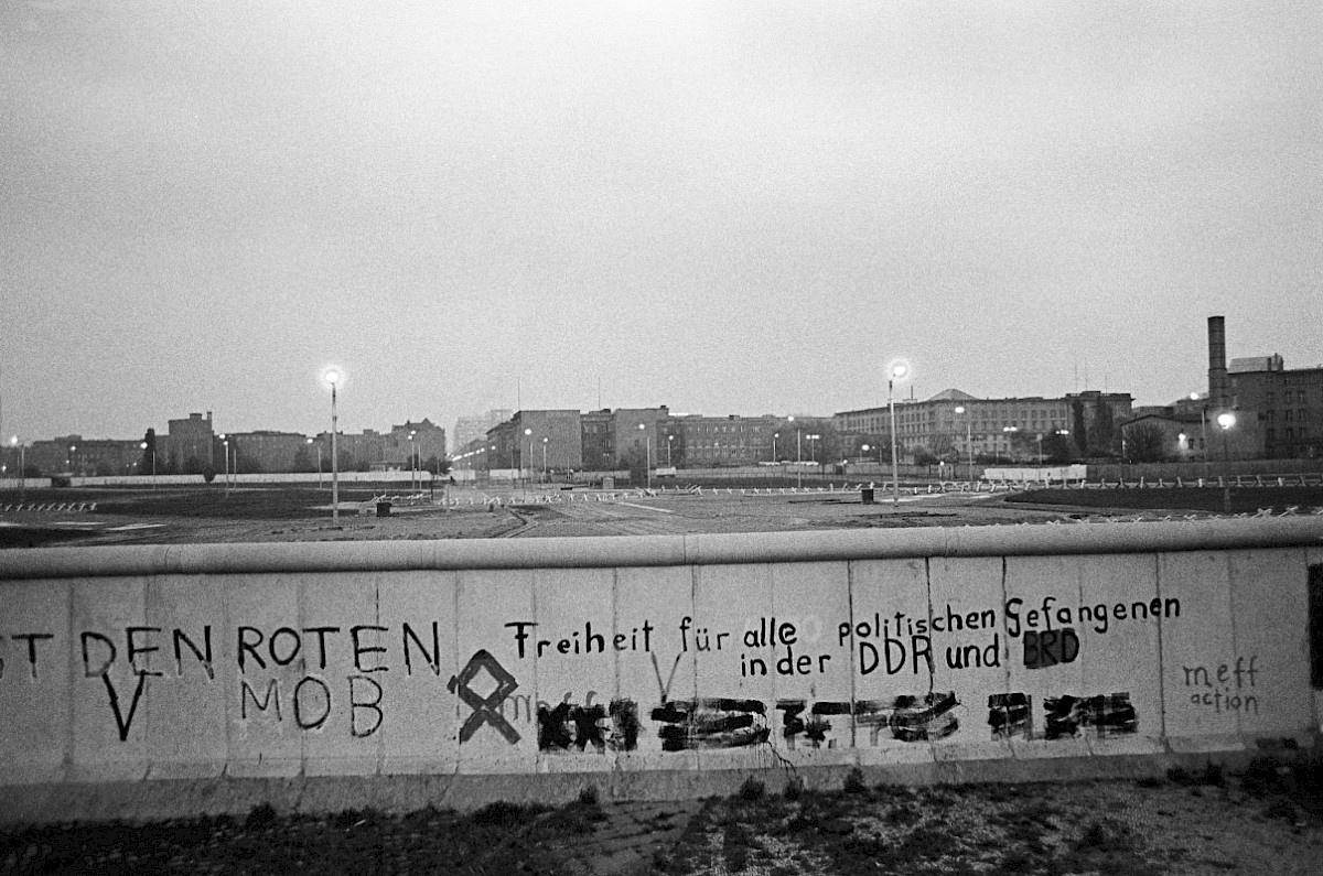 Berlin, ca. 1978 – Grenzmauer und Grenzstreifen am Potsdamer Platz (Fotograf: Heinz Jura)